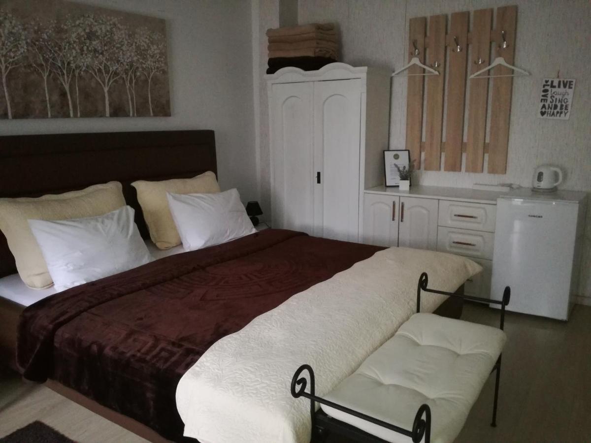 Guesthouse Coco Slavonski Brod Exterior foto